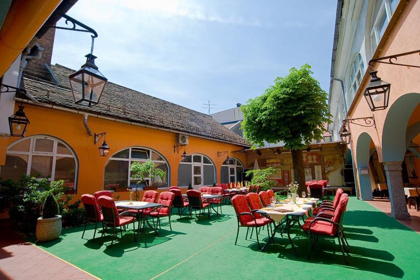 Guesthouse Stari Mayr Kranj Eksteriør billede