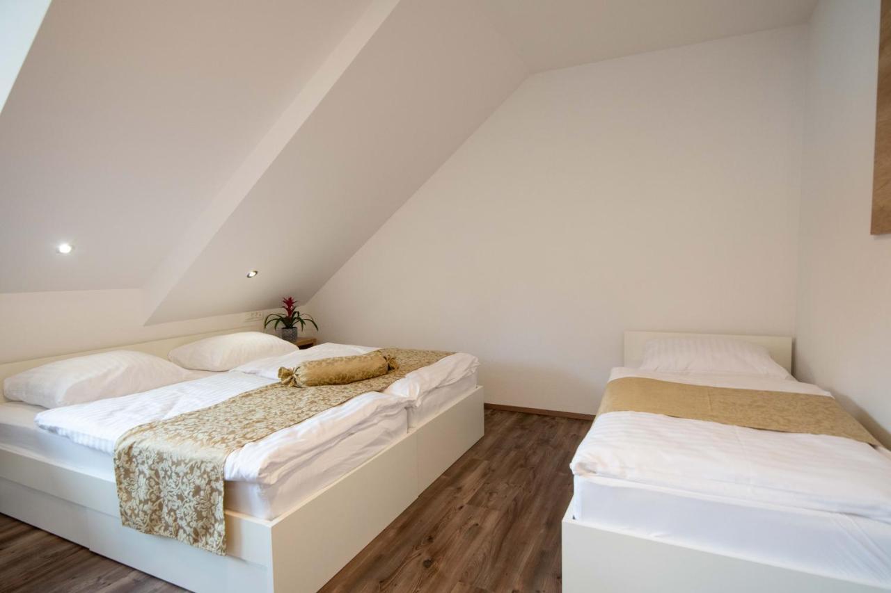 Guesthouse Stari Mayr Kranj Eksteriør billede